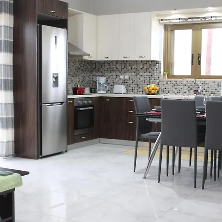Kallia'S Modern Apartment Kíssamos Dış mekan fotoğraf