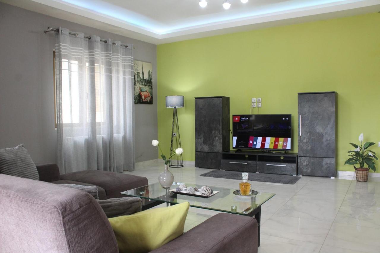 Kallia's Modern